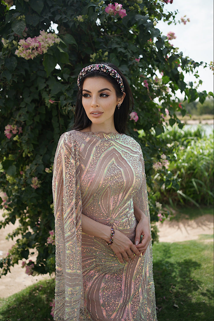 Дълга рокля с мъниста